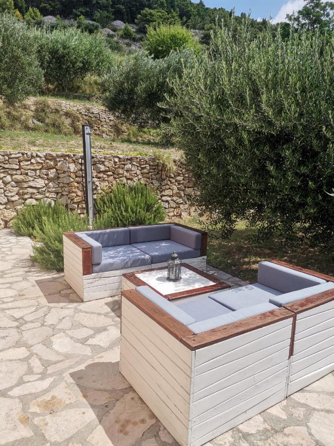 Holiday Home Vineyard House 볼 외부 사진