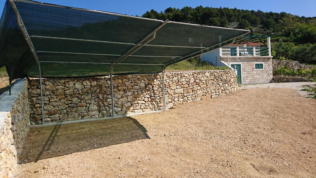 Holiday Home Vineyard House 볼 외부 사진